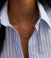 New Look Gold Circle Twist Pendant Necklace